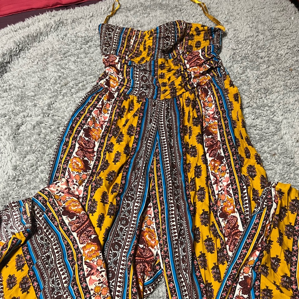 BOG Collective Romper excellent condition slightly used Size M